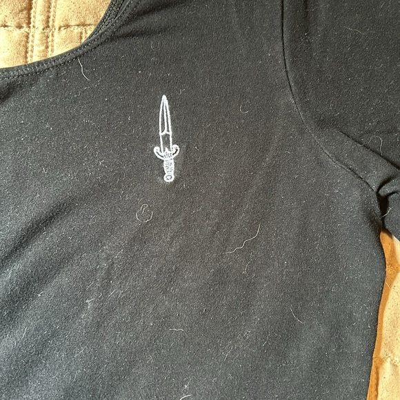 Cropped Tee - Picture 2 of 5